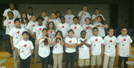 Group of Aldine students wearing I heart LiveBinders t-shirts